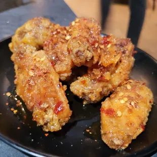 fried chicken, fried chicken wings, chicken wings and fried chicken, food, chicken, bbq chicken, chicken wings, bbq wings, poultry