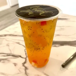 Peach tea with chia