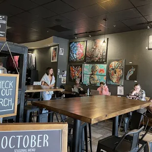 Seating area (partial)