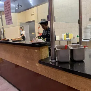 This guy does a great job on the Hibachi. He speaks Espanol! He knows me and always smiles at me.