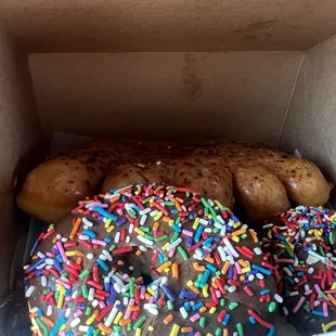Donuts to go