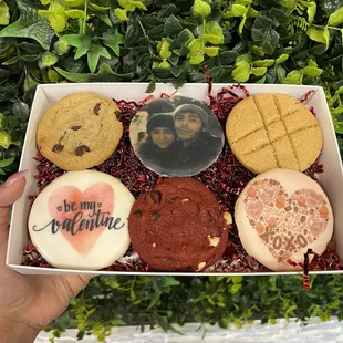 Custom Cookie Boxes - Contact us to design yours today!
