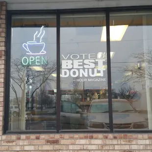 Best donuts + Window selfie.