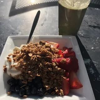 Yogurt N' Granola