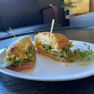 Spark Croissant