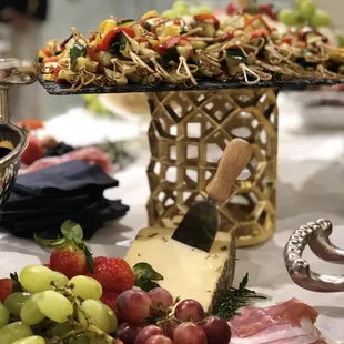 Seasonal Fresh Fruit &amp; Cheeses