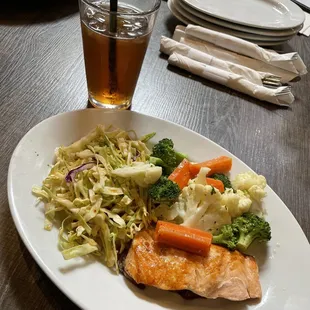 Salmon plate, substitute coleslaw for rice ~