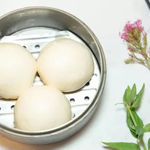 Steam egg  custard bun