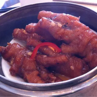 Steamed Chicken Feet with House Sauce