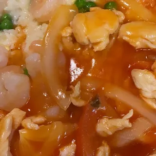 Prawn in Cream Sauce and Chicken in Tomato Sauce Over Fried Rice