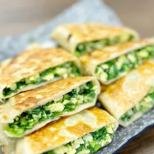 Fried Chinese leek Pockets