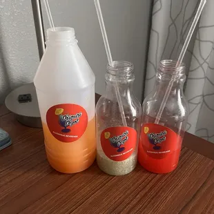 We couldn't finish our daiquiris! Good and strong.