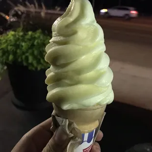 Dole whip (lemon and lime twist cone)
