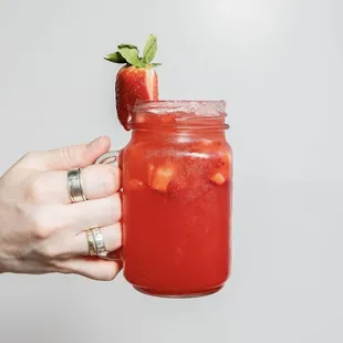 Strawberry lemonade refresher