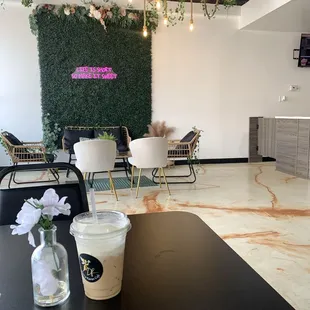 Lounge and coffee bar