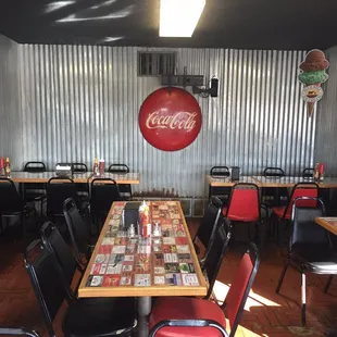 sushi and sashimi, interior