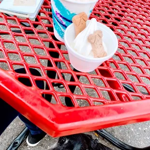 Doggie Dish &amp; small peanut butter malt