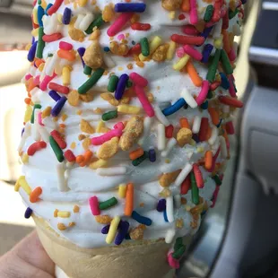 Cone w/ sprinkles