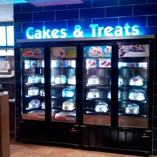 DQ Cakes &amp; Treats!