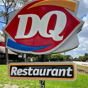 a sign for a restaurant