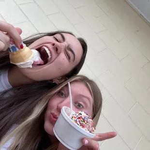 Sexy girls eating some bussin ice cream