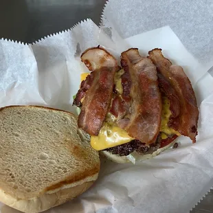Bacon Cheeseburger