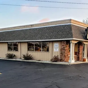 Storefront for Dairyland Family Restaurant