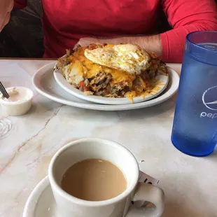 Gyro skillet with two eggs