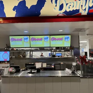 Dairyland front counter