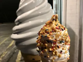 Lee's Dairy Treat