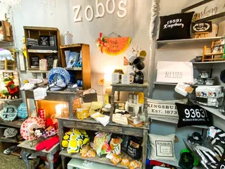 Trinkets & Treasures