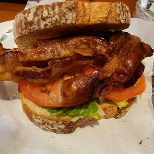 BLT