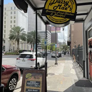 Not to be confused with Willie Mae&apos;s