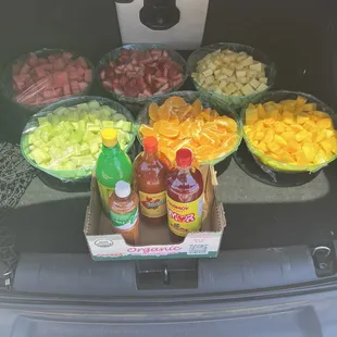 Catering fruit bowls with sides