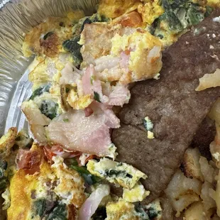 Raw bacon found in my omelette. Do not order!! When I contacted the place the said okayyy...