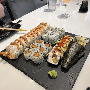 poboy roll, crunchy, spicy salmon, kirin roll