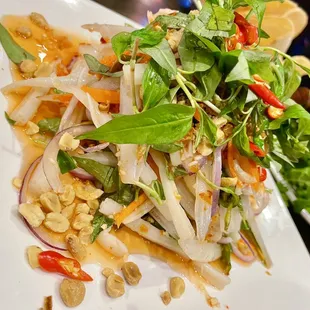 Goi Sen (Seafood Lotus Salad)