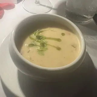 Dakota's Clam Chowder Since 1984