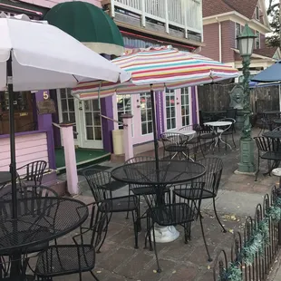 Dale Street Cafe, located in an old Victorian home. Absolutely charming!