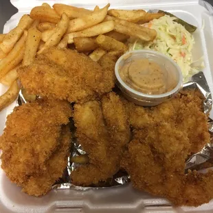 Shrimp dinner (8 pc jumbo butterfly shrimp, slaw, F.F., and chipotle mayo)