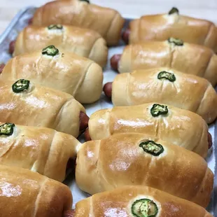 Jumbo jalapeño sausage rolls