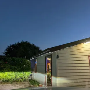 When the sun goes down the music and party heats up