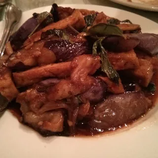 Spicy Garlic Eggplant with Tofu