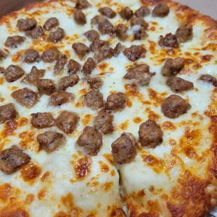 Sausage and cheese w/Alfredo sauce, size small
