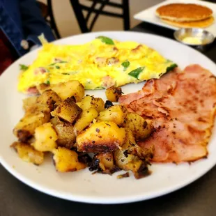 Veggie omelet with choice of meat