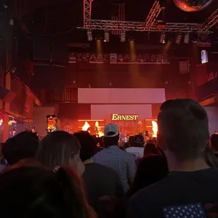 Concert- Ernest