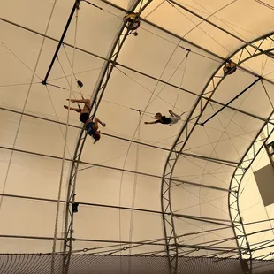 Trapeze with a catch!
