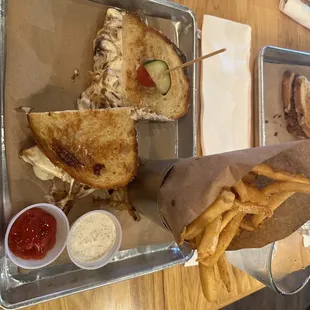 Brie &amp; Bacon Grilled Cheese