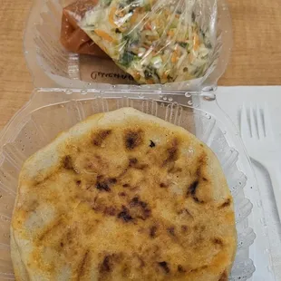 Chicharron pupusa