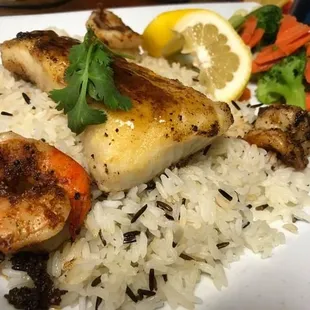 grilled seafood, grilled fish, fish, food, seafood